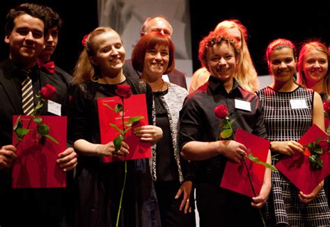 Bmfsfj Caren Marks Besucht Bundeswettbewerb Jugend Musiziert