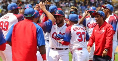 Equipo Cuba De Beisbol Convoca Profesionales A Premier