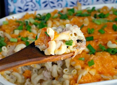 Easy Tuna Casserole With Macaroni Food Meanderings