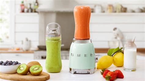 Smeg Launches Personal Blenders For Smoothies Juices On The Go T3