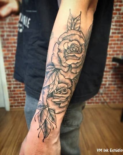 Desenho De Tatuagem De Rosa No Bra O Uma Coisa Que Voc Deve Manter Em