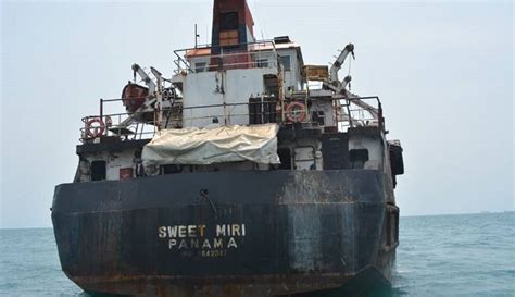 Navy Intercepts Benin Republic Bound Ship With Stolen Crude Oil Arrests 13