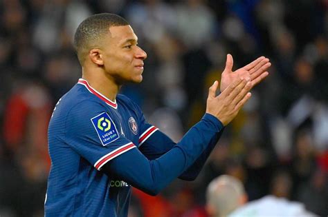 Kylian Mbapp Incert Pentru Confruntarea Dintre Psg I Real Madrid N