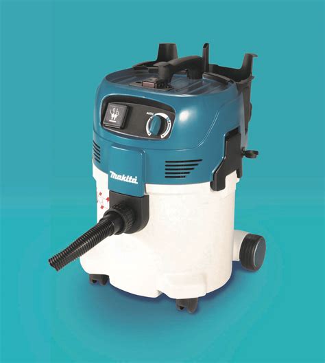 Makitas New M Class Dust Extractor Spector Access Exterior And