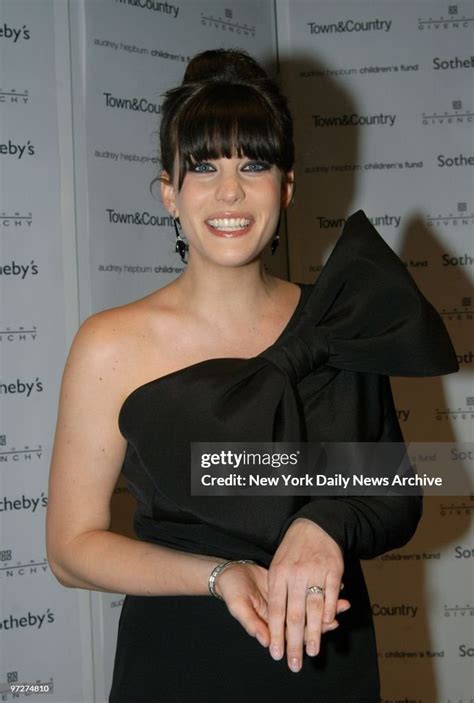 Liv Tyler shows off her wedding ring on arrival at "Audrey Hepburn ...