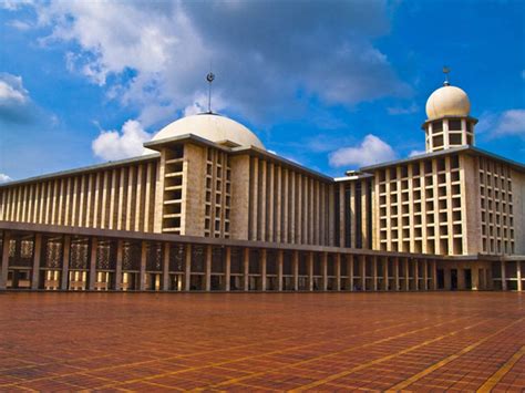 Masjid Istiqlal Swiss Belinn Kemayoran