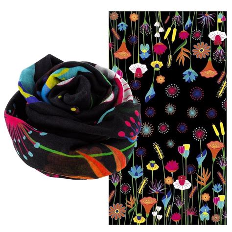 Foulard Pour Femme Pylones Jardin Fleuri