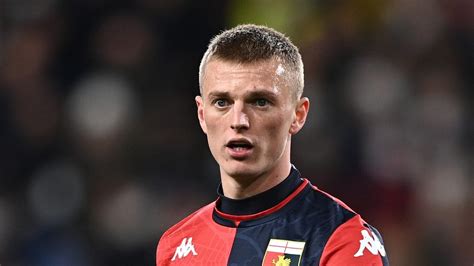 Gilardino Blocca Gudmundsson Qua Al Genoa Si Trova Bene Deve Rimanere