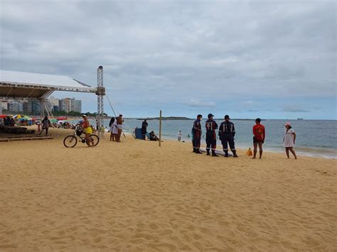 A Gazeta Homem Morre Ap S Se Afogar No Mar Da Praia Da Costa Em Vila