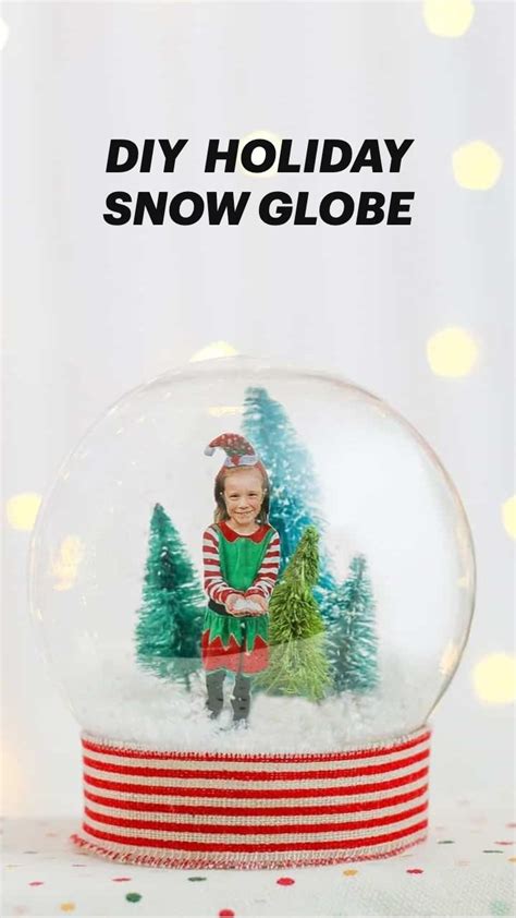 DIY HOLIDAY SNOW GLOBE | Christmas crafts, Holiday snow globe, Diy holiday