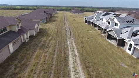 Exploring An Abandoned Housing Development Youtube