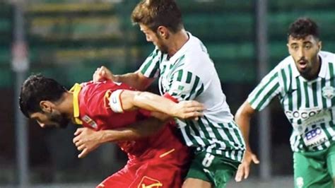 Messina Raggiunto In Rimonta A Monopoli Di Adorante Il Gol Del