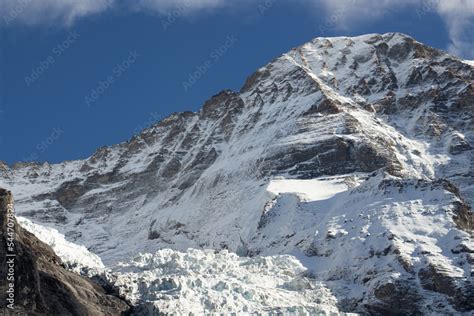 Magnifiques Paysages Enneig S Dans Les Alpes Stock Photo Adobe Stock