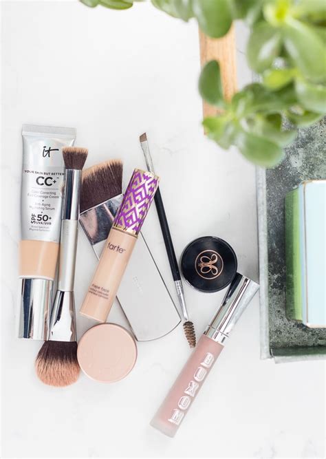 Friday Feels - Must Have Makeup - The Lilypad Cottage