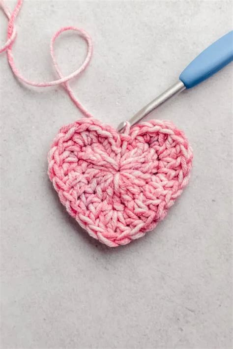 Free Crochet Heart Pattern 3 Sizes Sarah Maker