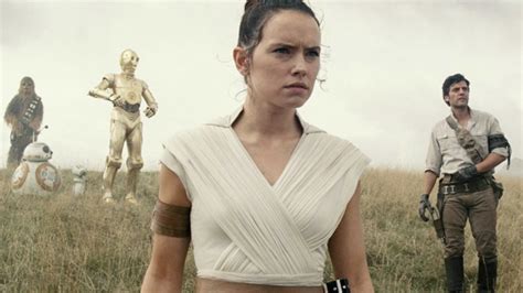 Epic Star Wars Ix The Rise Of Skywalker Behind The Scenes Photos Revealed Maxim