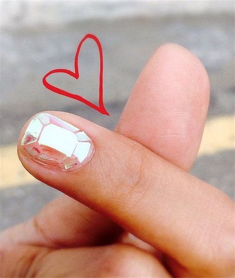 19 Trendy Broken Glass Nail For Winter Pretty Designs