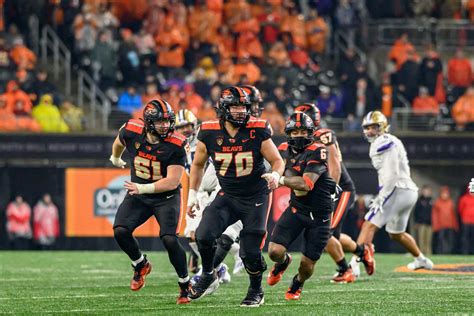 Oregon State Beavers Vs Oregon Ducks Ncaaf Week Analysis