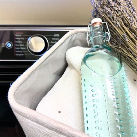 Genius Vinegar Cleaning Hacks From A Cleaning Pro Frugally Blonde