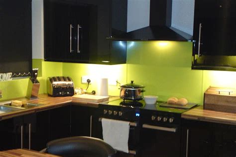 Shine Gloss Lime Green Pvc Hygienic Wall Panels White Cladding