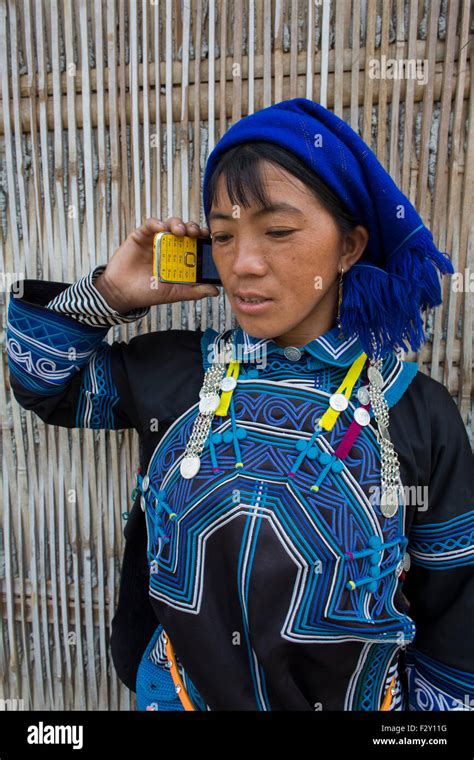 Ethnic Hmong Tribe In Northern Vietnam Stock Photo Alamy