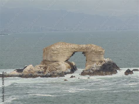 Fototapeta Monumento Natural La Portada Region De Antofagasta Chile