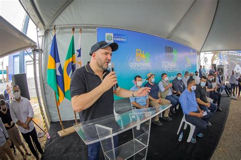 Presidente Alex Redano acompanha lançamento do Tchau Poeira em Ji