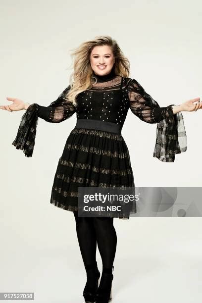 Kelly Clarkson 2017 Photos and Premium High Res Pictures - Getty Images