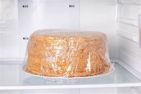 How To Store Cake Overnight Before Frosting Storables