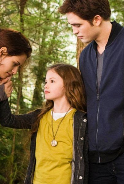 El sorprendente aspecto físico de Mackenzie Foy la niña de Crepúsculo