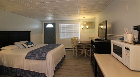 Hampton Beach Motel Rooms and Cottages | Mainsail Motel