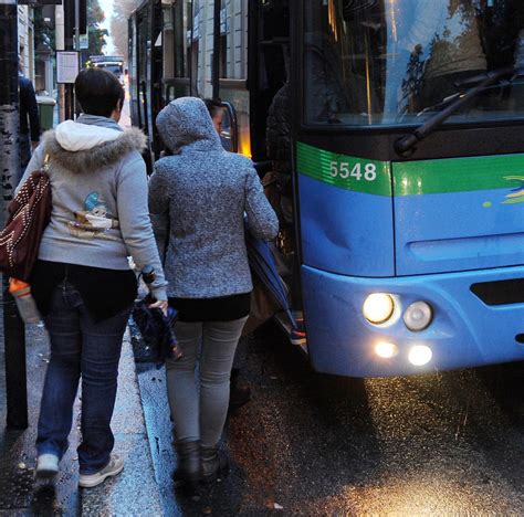 Vittuone Bus In Ritardo Autista Picchiato