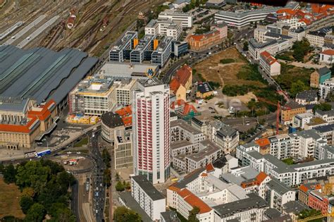 Leipzig Aus Der Vogelperspektive Hochhaus Geb Ude Im Wohngebiet An