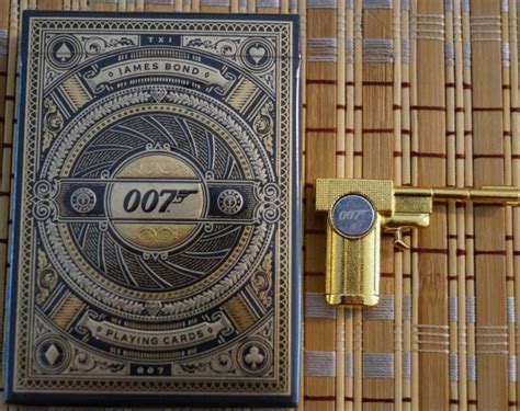 James Bond 007 The Man With The Golden Gun Lot Of 2 Catawiki