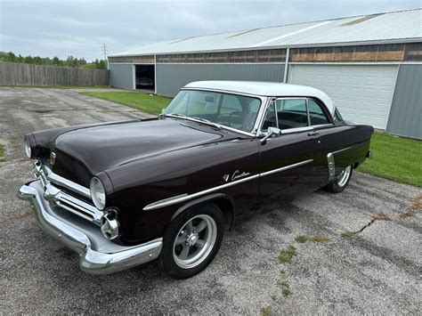 Ford Crestline Classic Collector Cars