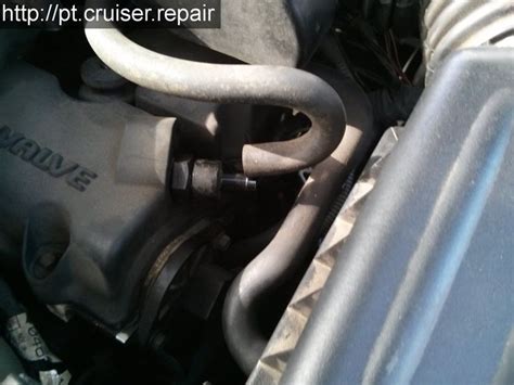 Remplacer La Valve PCV Sur Un Chrysler PT Cruiser Essence 2005