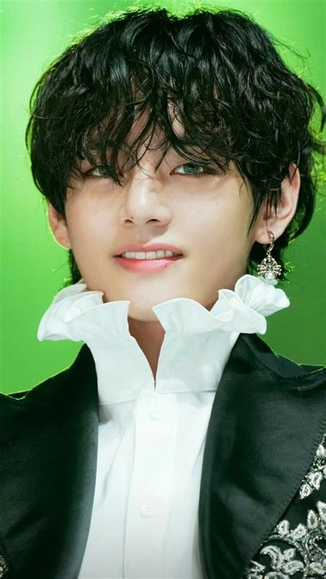 「v Kim Tae Hyung Taehyung Bts」おしゃれまとめの人気アイデア｜pinterest｜lapsunaki Rosi【2024】 テヒョン キム 推し