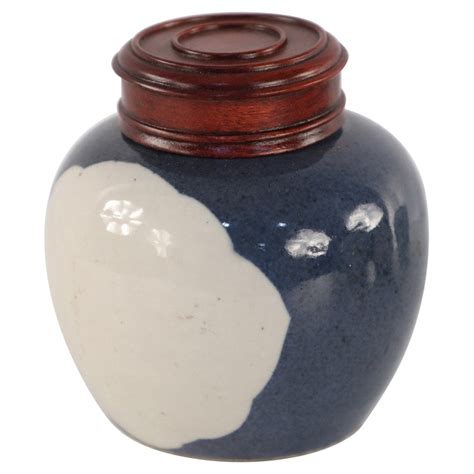 Chinese Blue And White Crackleware Vase With Lid At 1stDibs