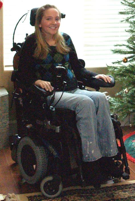 Quadriplegic Woman Rollstuhl Pantoffeln