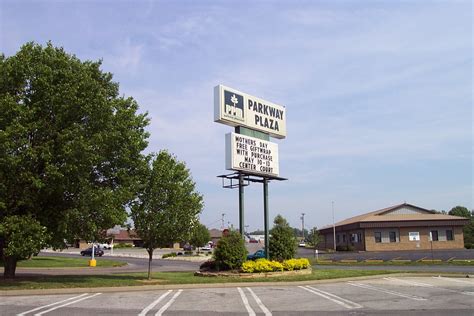 Labelscar: The Retail History BlogParkway Plaza Mall; Madisonville ...