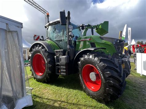 Fendt 724 Vario Profi Plus 724 Profi Plus GPS RTK Baujahr 2019 4WD