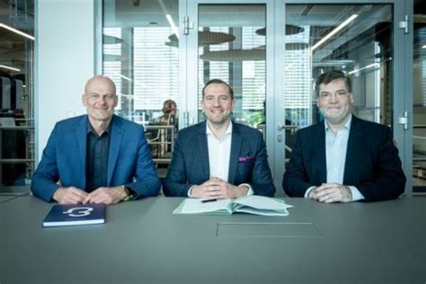 Koenig Bauer Signs Partnership With Ink Manufacturer Hubergroup