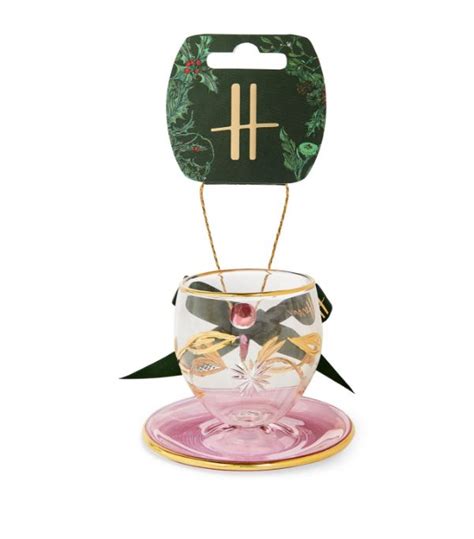 Luxury Christmas Decorations | Indoor & Outdoor | Harrods UK