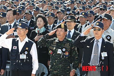 철의 삼각지대 전투 전몰장병 추모비 제막식 및 추모행사 네이트 뉴스