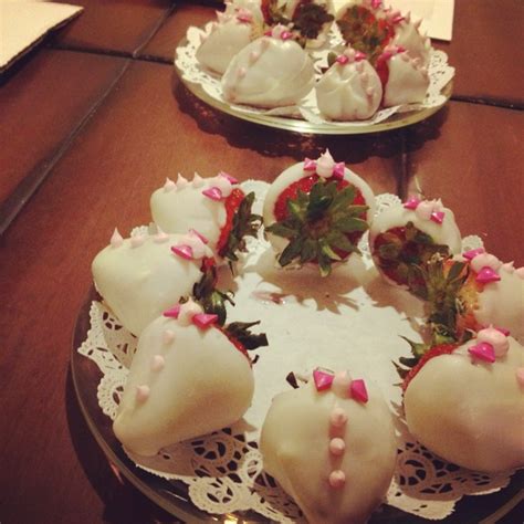 Chocolate Covered Strawberries With Pink Bow Ties I Used White