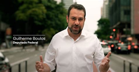 slogan e vídeo sobre a cidade que a gente quer Boulos passa a