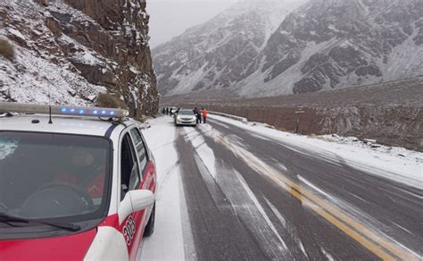 Mendoza tiembla frío nieve rutas en alerta para el tránsito y el