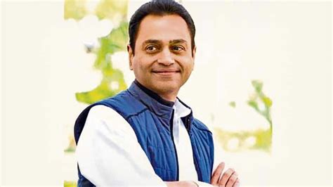 Kamal Nath’s Son Nakul To Contest Lok Sabha Elections From Chhindwara Mint