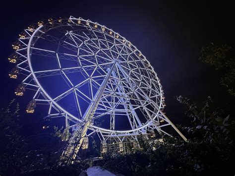 Chilango Deslumbrante Encienden La Rueda De La Fortuna Del Parque