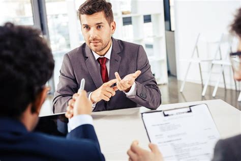 Colaboradores Entram E Saem Das Organizações De Forma Muito Frequente